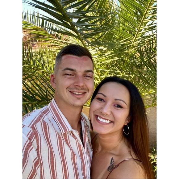 Meet your Posher! π¦ - Picture 5 of 12